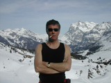 В горах Швейцарии, январь 2004 года!